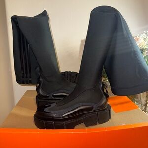 ❤️ IVY PARK Black Supersleek Platform Boots